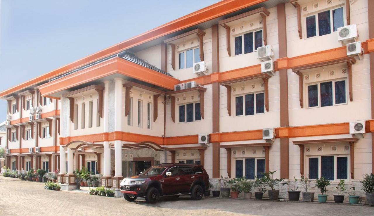 Hotel Wiwi Perkasa 2 Indramayu Eksteriør bilde